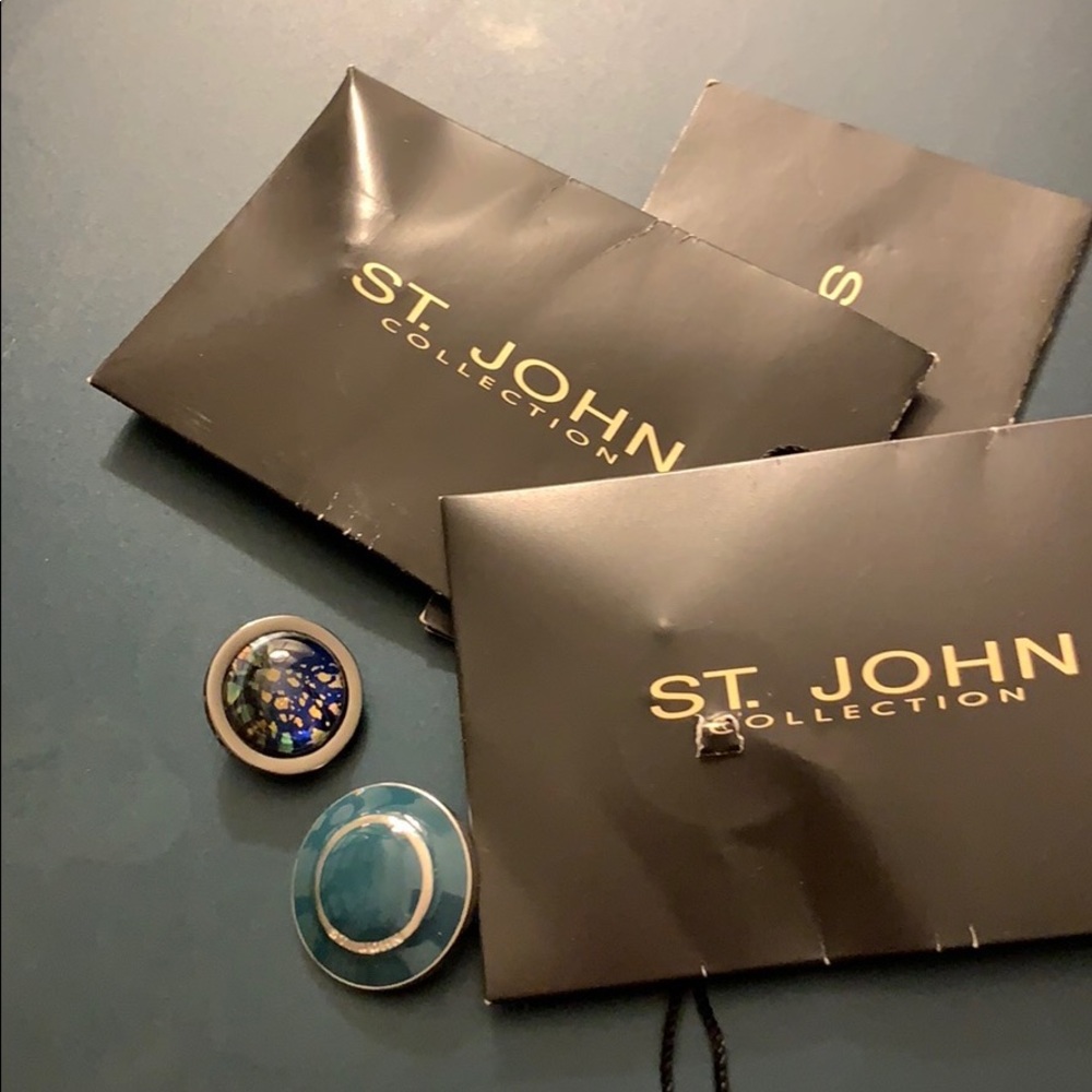 St John replacement buttons